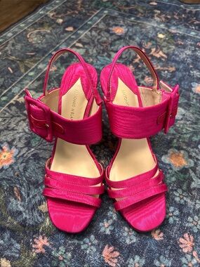 Antonio Melani Vaidenia Skippie Pink Heels